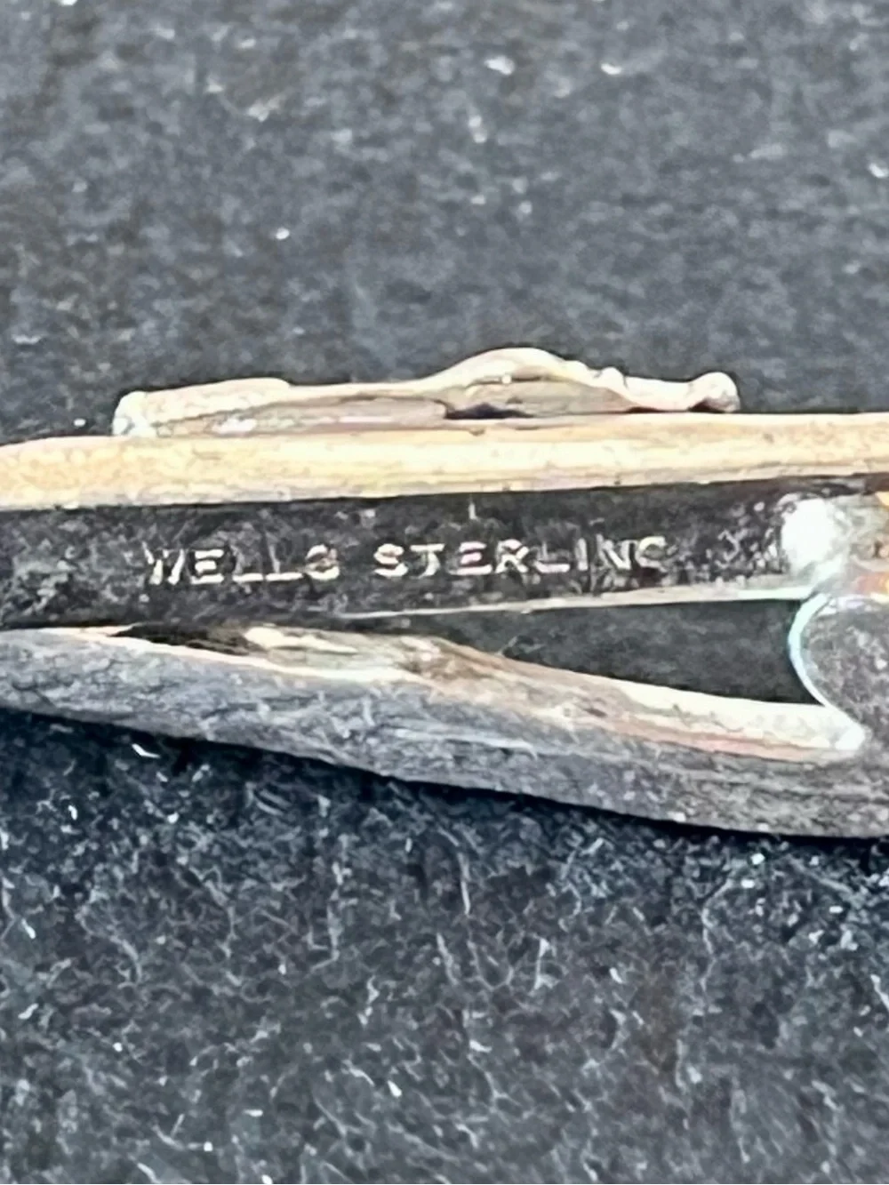 VTG Wells Sterling Silver Ski & Pole Brooch Pin 3” Winter Sport Novelty Lapel